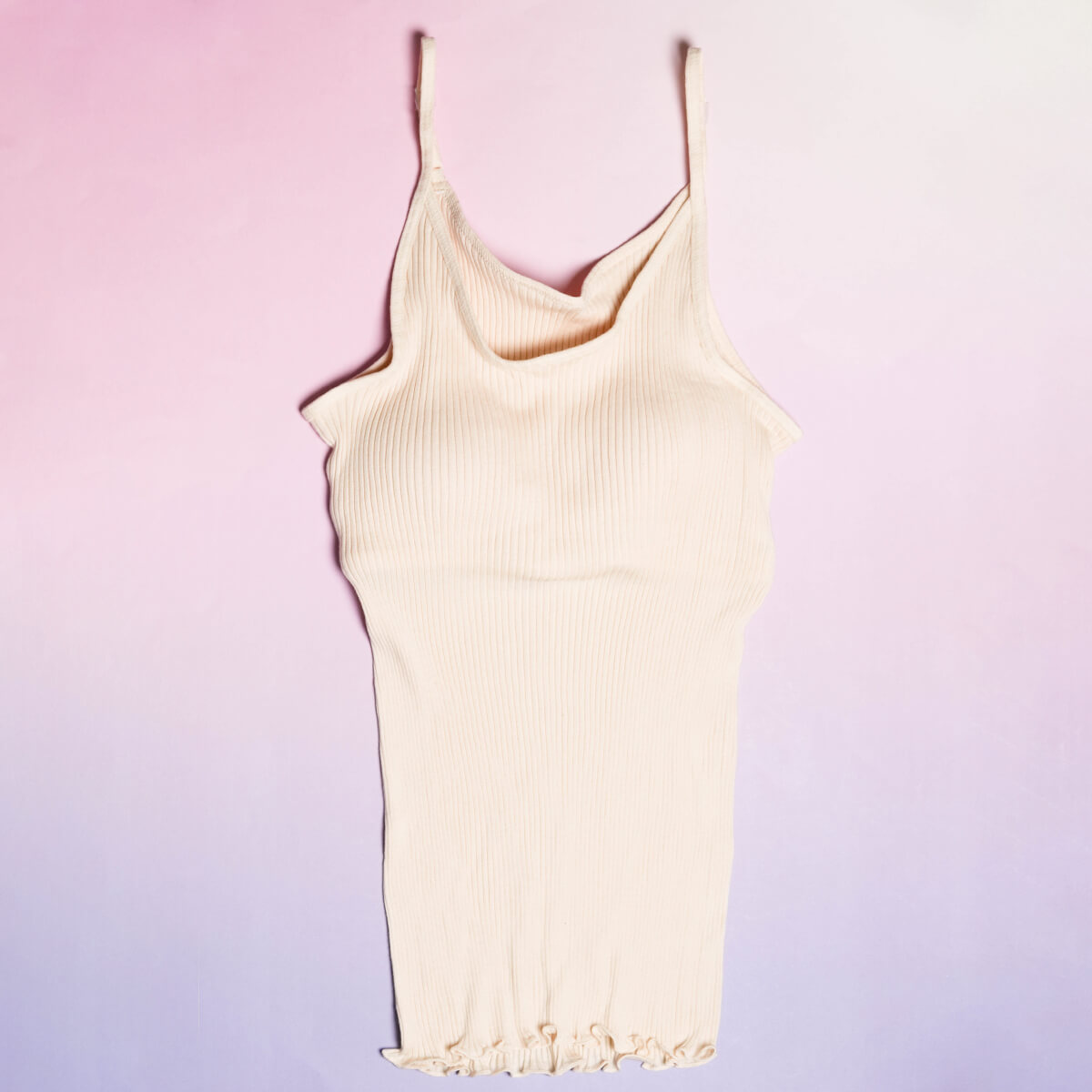 リブカップ付きキャミソール