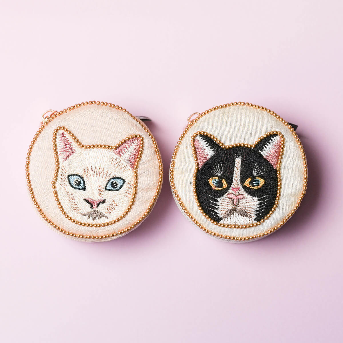 キャット刺繍 ラウンドケース