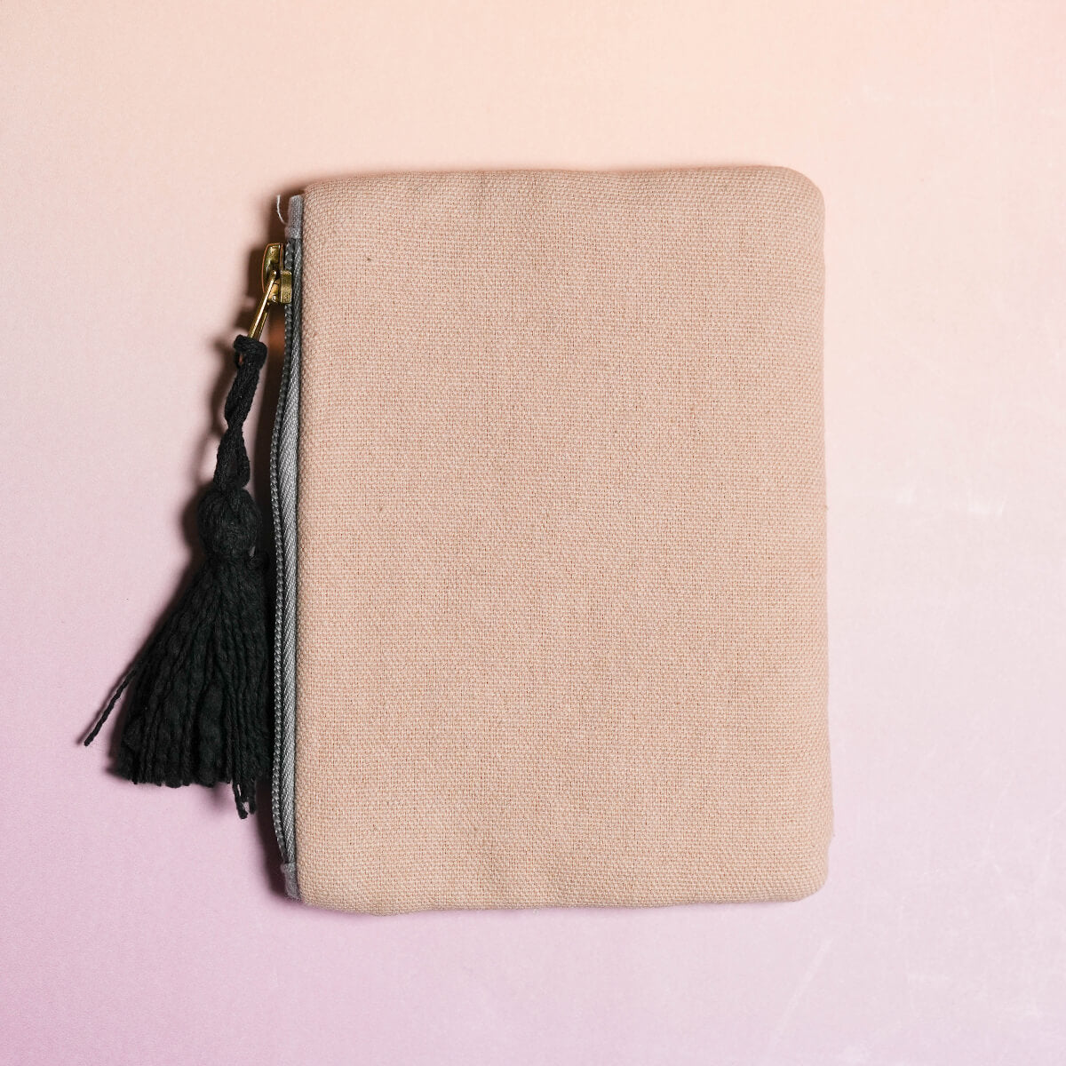 アニマル刺繍ポーチ