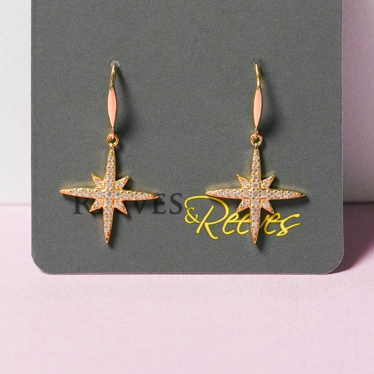 Follow That star パヴェ ピアス