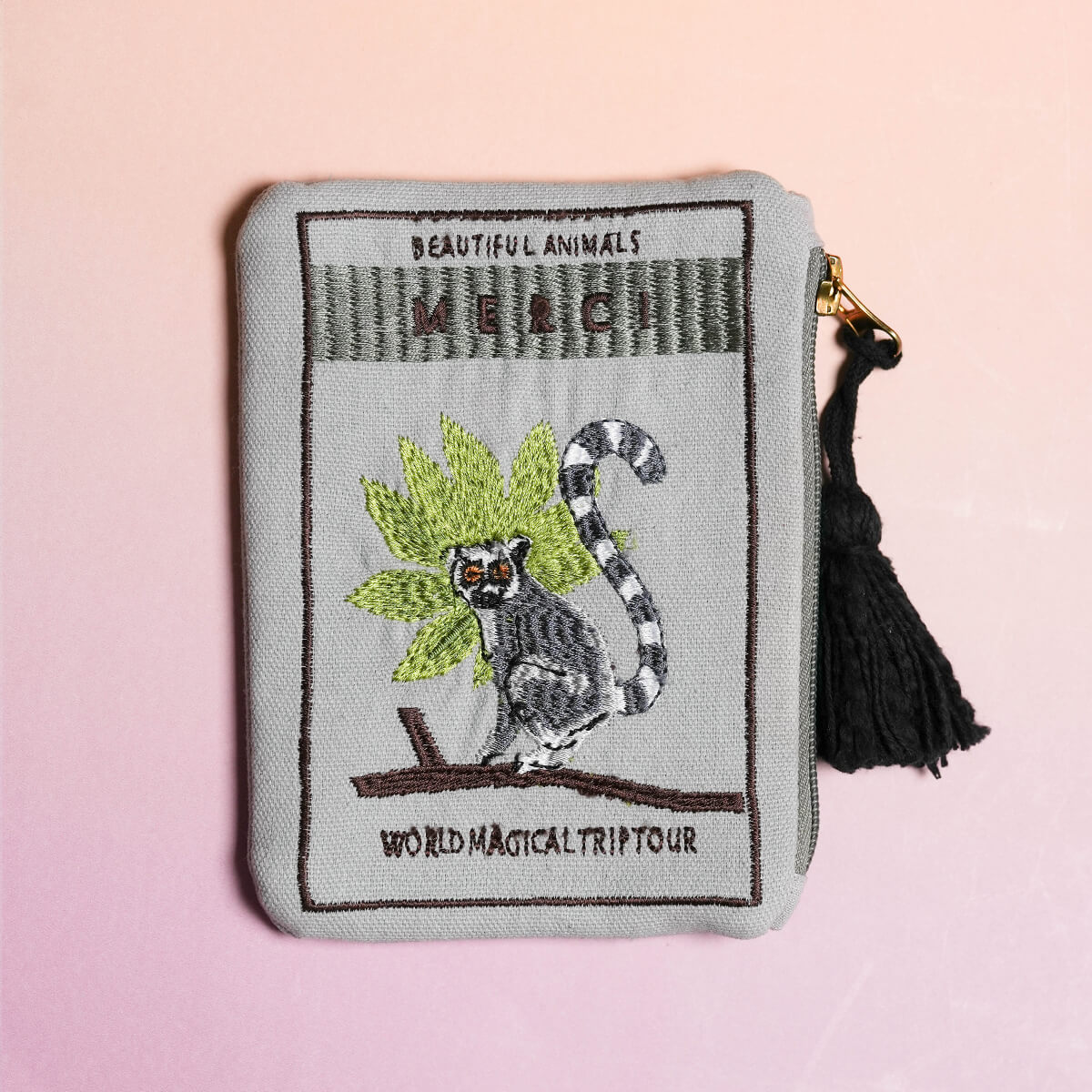 アニマル刺繍ポーチ