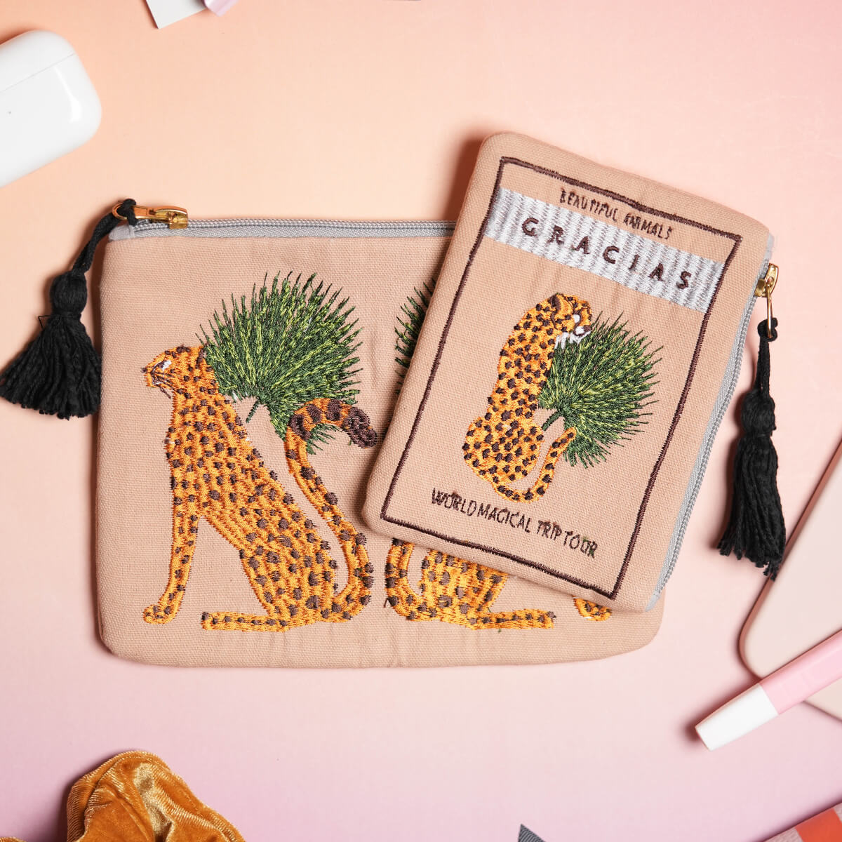 アニマル刺繍ポーチ(L)