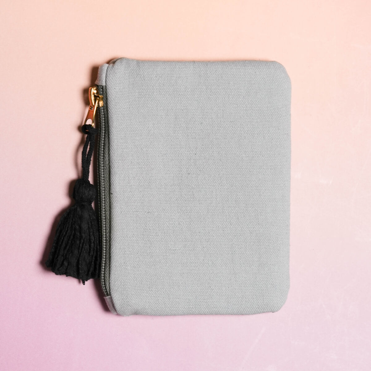 アニマル刺繍ポーチ