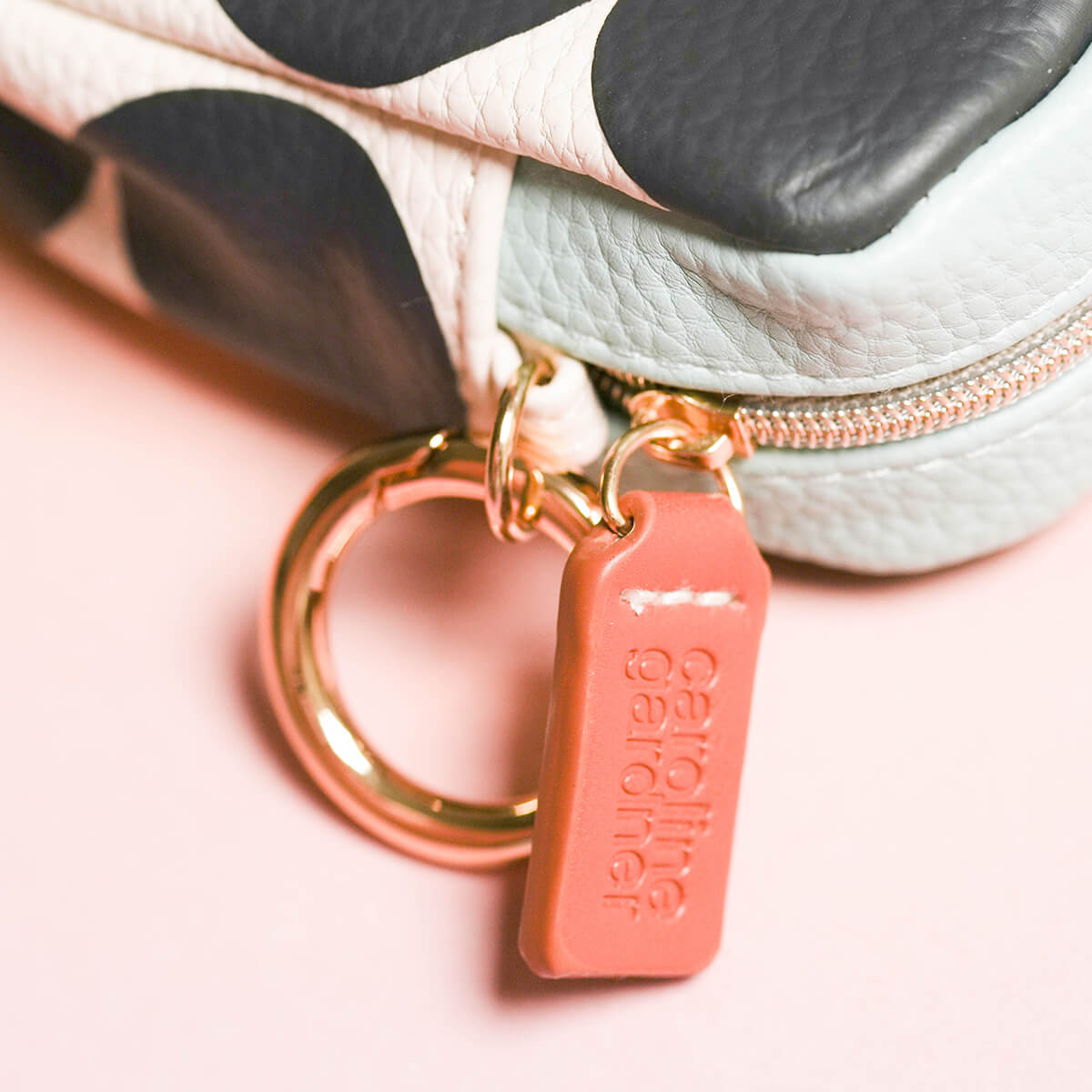 Treat Holder おやつ入れ/ポーチ