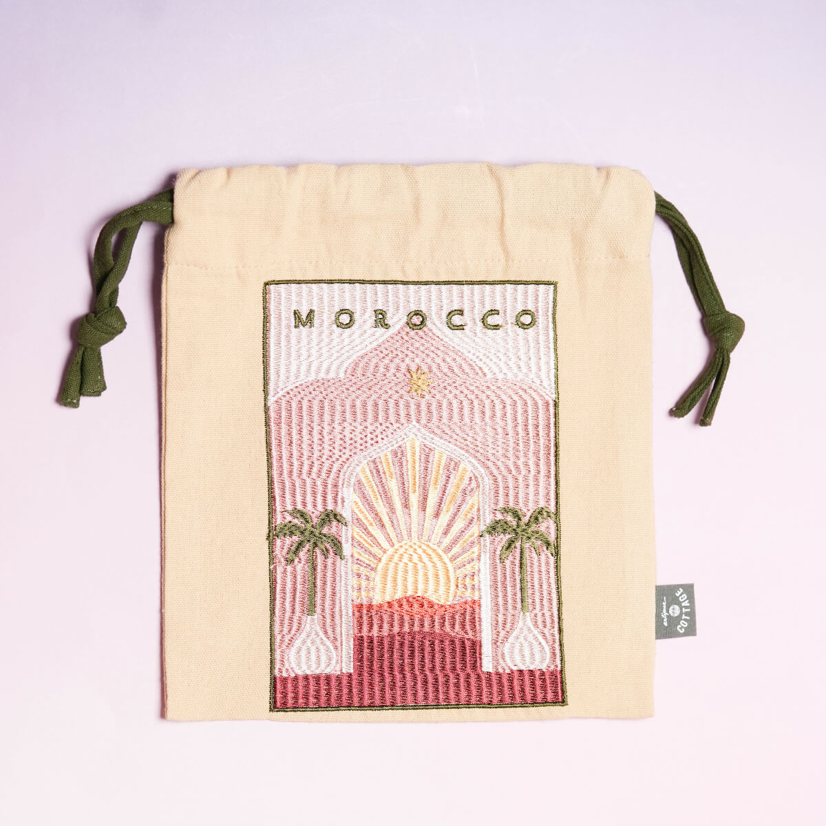 ワールドトリップ刺繍巾着