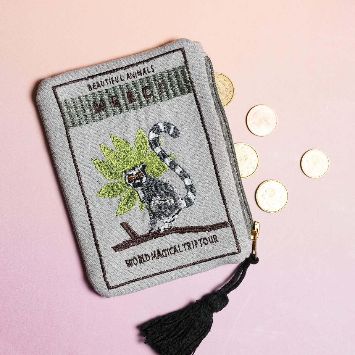 アニマル刺繍ポーチ