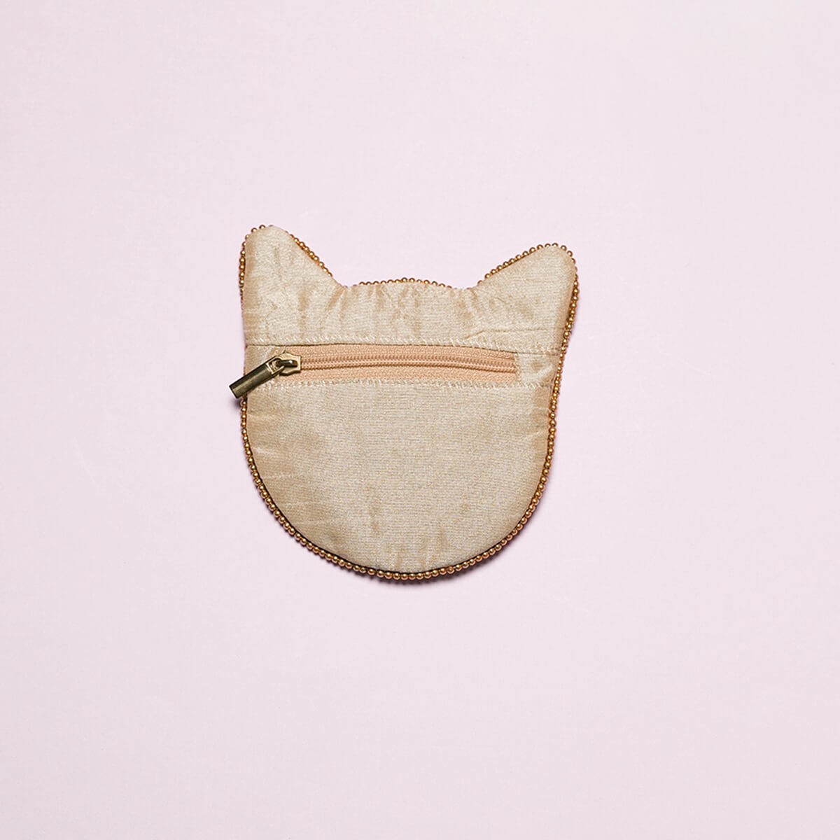 キャット刺繍ポーチ