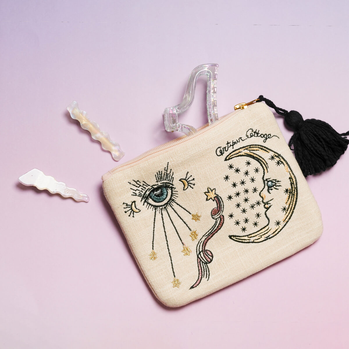 コズミック刺繍ポーチ