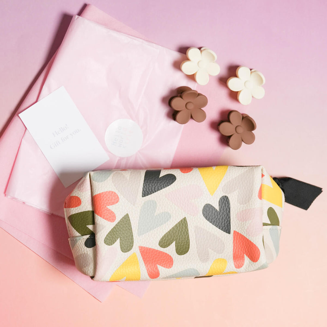 【ギフト】コスメティックバッグとフラワーミニヘアクリップ4個セット