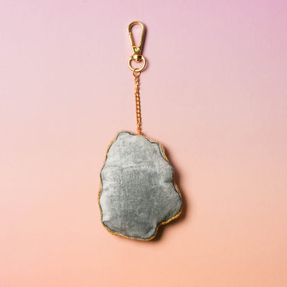 ザリ刺繍のキーホルダー