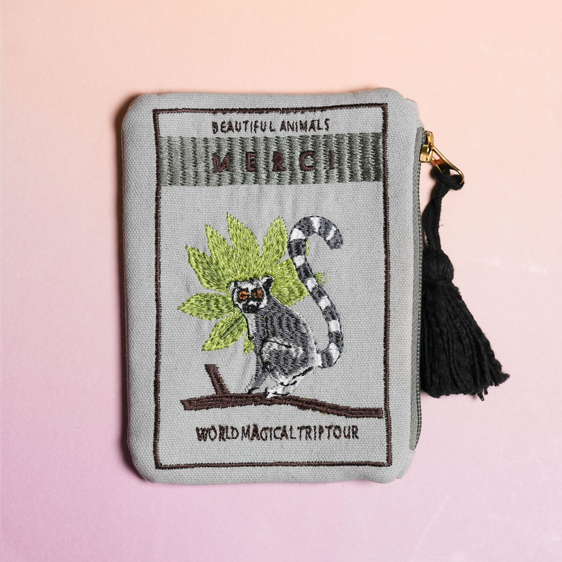 アニマル刺繍ポーチ