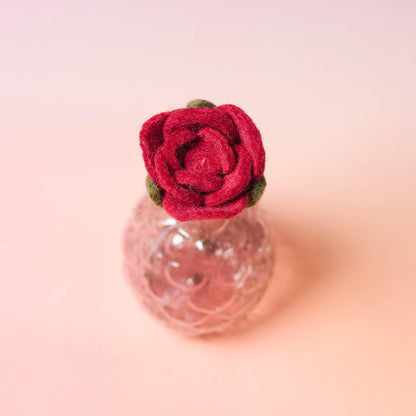 フェルトフラワー （ローズカップ咲き）