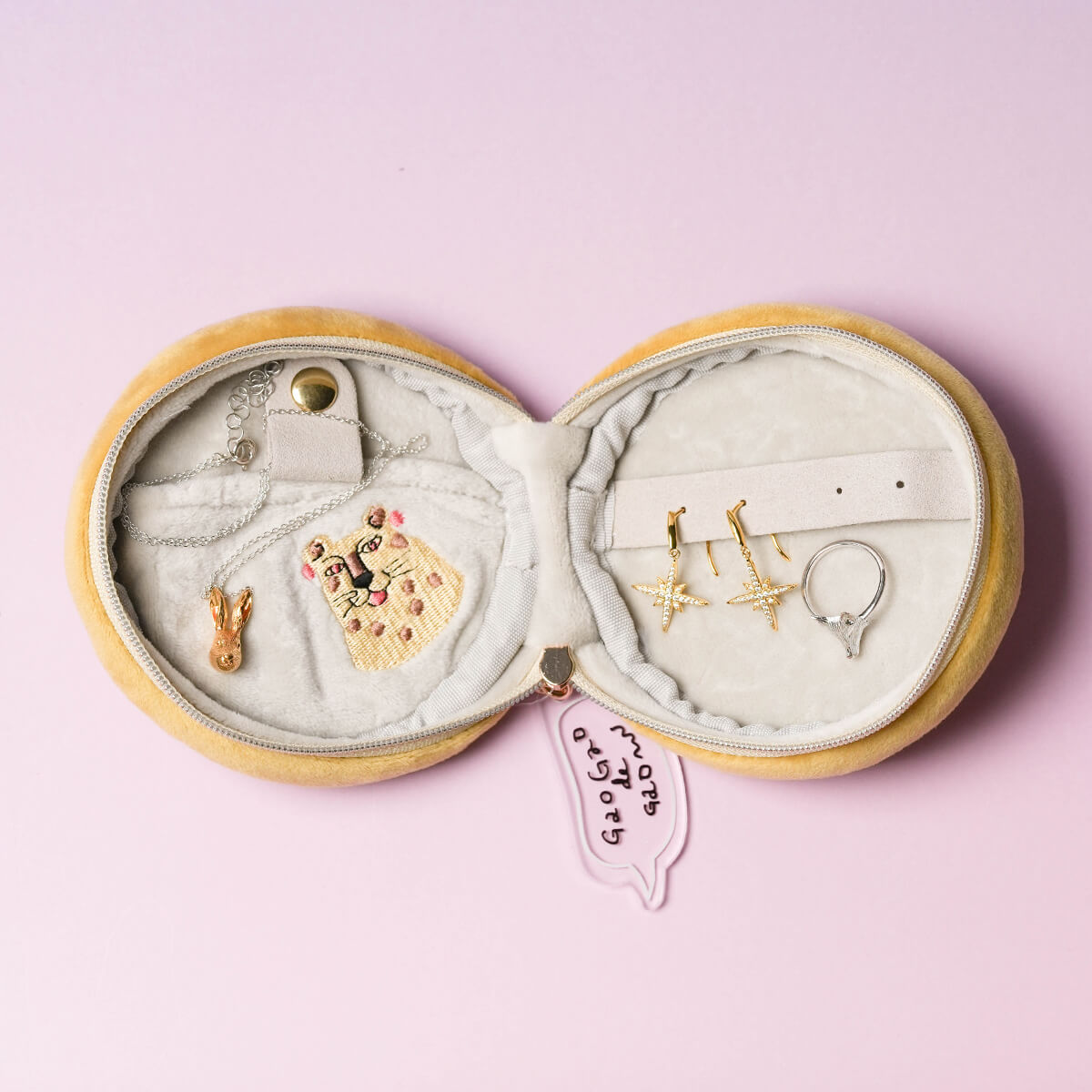 くせ強／アクセケース ガオヒョウ