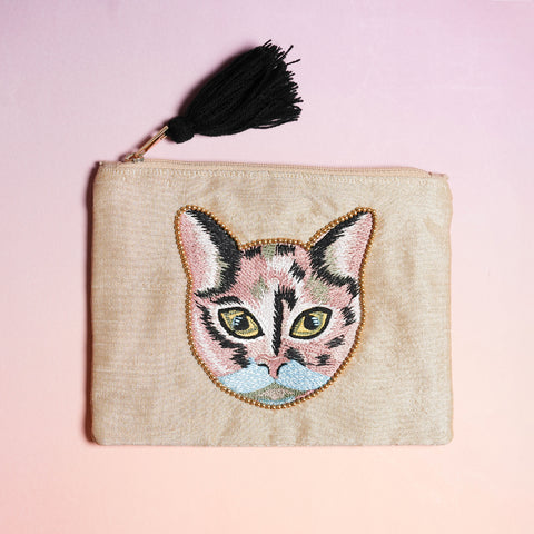 【ギフト】猫好きさんへ送るキャット刺繍ポーチ