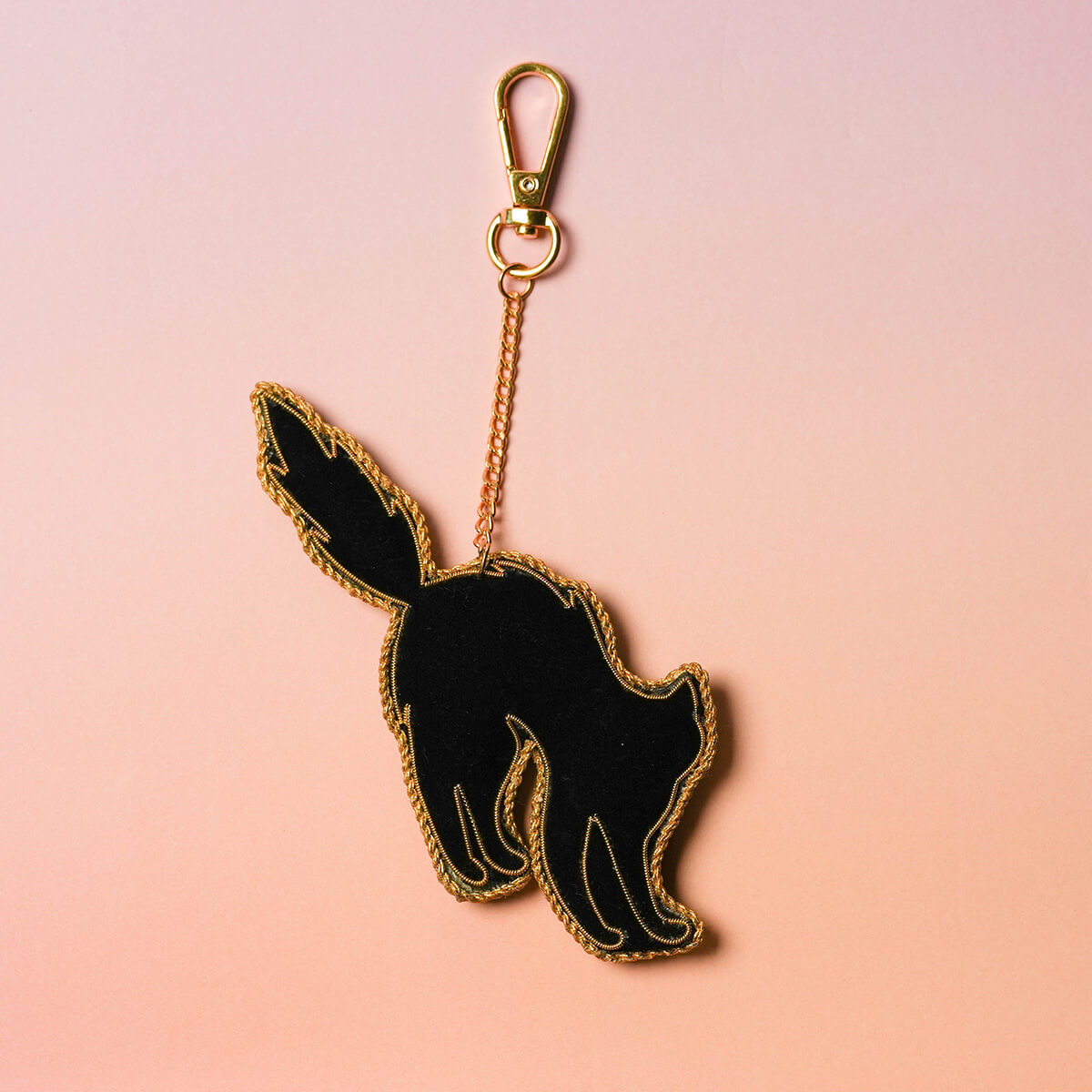 ザリ刺繍のキーホルダー