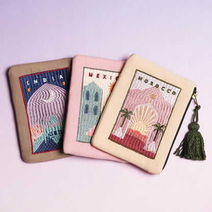 ワールドトリップ刺繍ポーチ