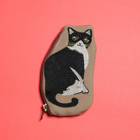 cat embroidery pouch