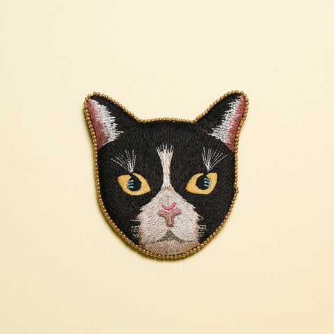 cat embroidery mirror